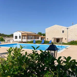 Tenuta Sparaceto Alloggio per agriturismo